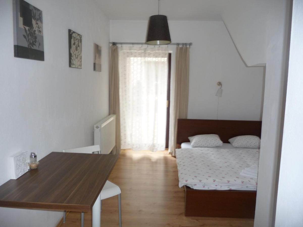 Trenčianske Teplice Ubytovanie City Apartman מראה חיצוני תמונה